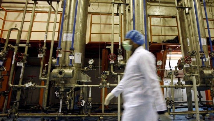 L'Aiea richiama l'Iran per mancanza di collaborazione, Teheran spegne due telecamere di monitoraggio dell'arricchimento