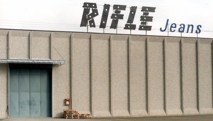 Firenze, firmato l'accordo alla Rifle: cassa integrazione di 12 mesi