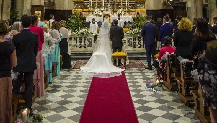"Green pass per i matrimoni in Puglia": doppio tampone e referente Covid nella proposta per far ripartire il wedding
