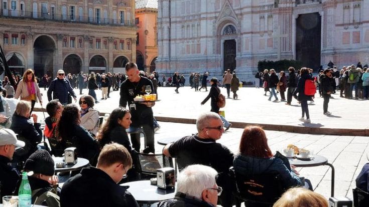 Pasqua senza scossoni, Bologna regge l’urto: “Presenze fino al 90%”