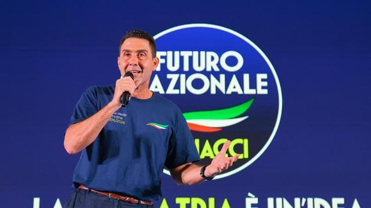 Campagna acquisti per Vannacci