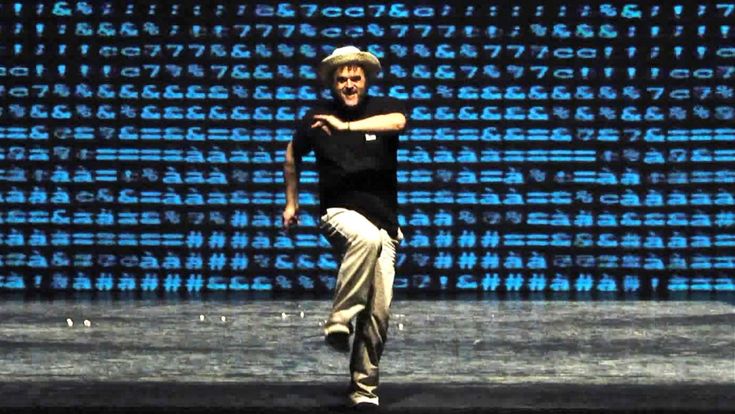 Enzo Avitabile e Pippo Delbono, la canzone diventa teatro