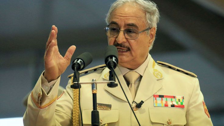 Libia: il generale, il premier, l'Italia. Guerra di alleanze nel deserto