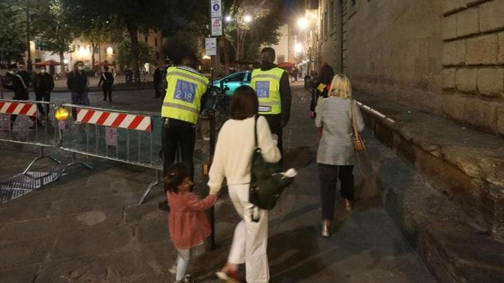 Controlli per movida e spaccate, a Firenze nel week end tornano gli steward