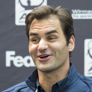 Tennis, Federer rientra a Stoccarda: "Sto molto meglio, la mia schiena è ok"
