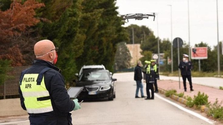 I droni al servizio dei ladri, raffica di furti dalla Valle d’Itria al Veneto: “Dall’alto spiano le abitazioni”