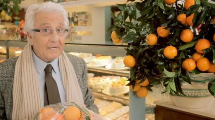 Il derby del caffè e gli specchi da bagno: gli spot della nostalgia