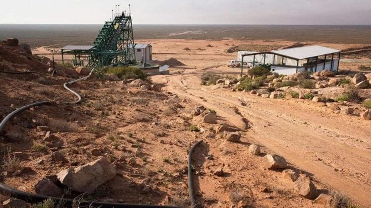 Terre rare, le aziende italiane nella morsa di Pechino: “Siamo dipendenti dai magneti cinesi”