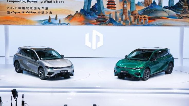 Leapmotor accelera sull’Europa: al via gli ordini per la B05, a Pechino in mostra la versione Ultra