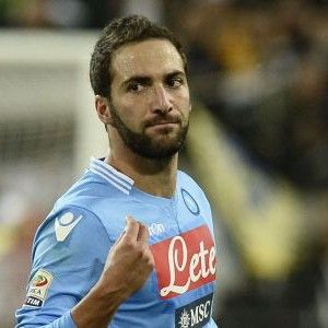Il Napoli a un bivio:&nbsp; vincere con lo Sparta Praga per allontanare la crisi. Higuain &egrave; in dubbio