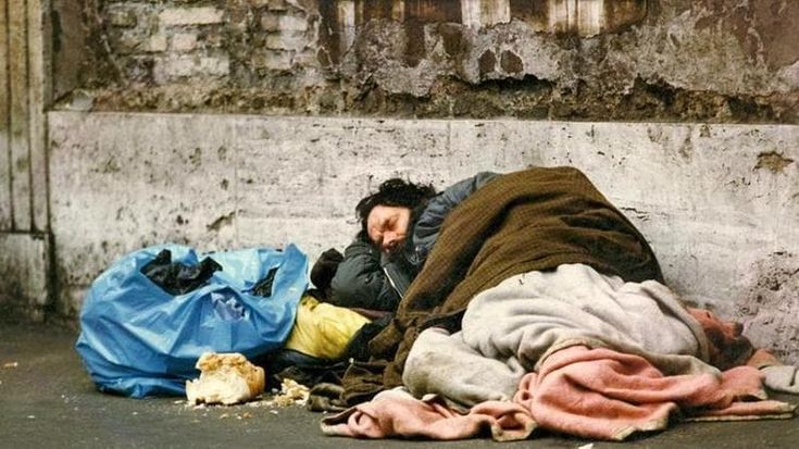 Marginalità sociali prodotte dalla politica. Non sono le persone a escludersi