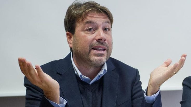 Allarme bomba all’Università per stranieri. Montanari: "L'indagine è in corso, aspettiamo di rientrare"