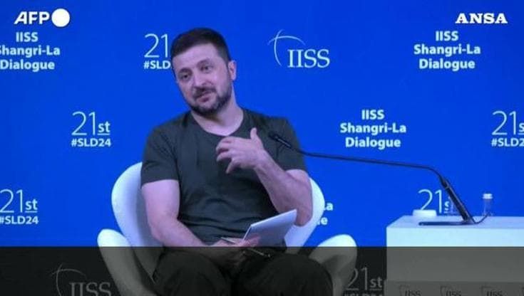 Zelensky accusa la Cina: "Lavora al fallimento della conferenza di pace in Svizzera"