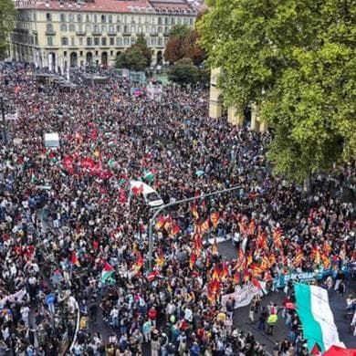 Landini, la piazza e la “Gaza italiana”. Moro, il povero vecchio della poesia