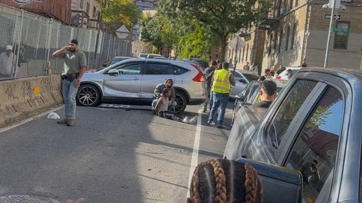 New York, un agente dell’Ice spara e ferisce un uomo. Proteste e arresti, Mamdani a Trump: “Stop ai raid”