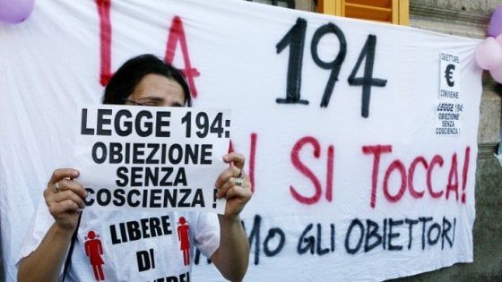 Torino, "open day" sull'aborto all'ospedale Sant'Anna: è il primo in Italia
