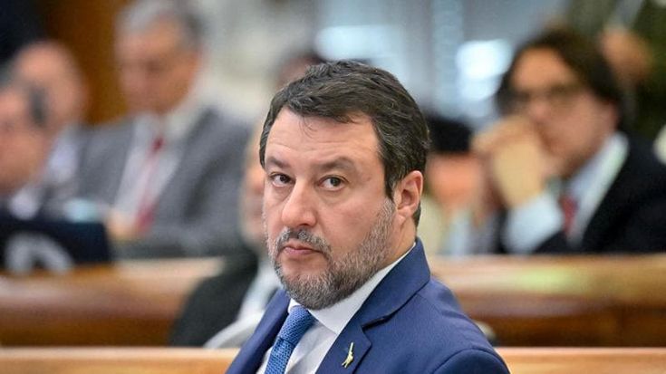 Trattori, lo sgambetto di Salvini: “Via del tutto l’Irpef”. E apre la sfida a FdI su pesca e imballaggi