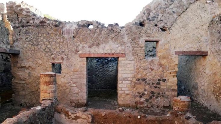 Riapre a Ercolano la Bottega di Priapo