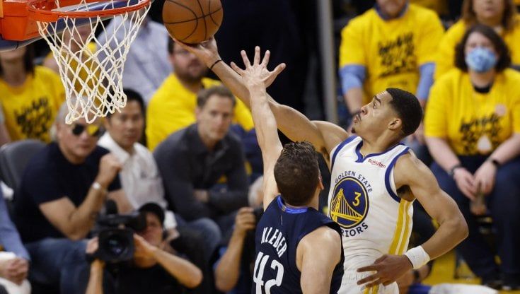 Playoff Nba, Golden State fa il bis: Dallas ko anche in gara 2 della finale a Ovest