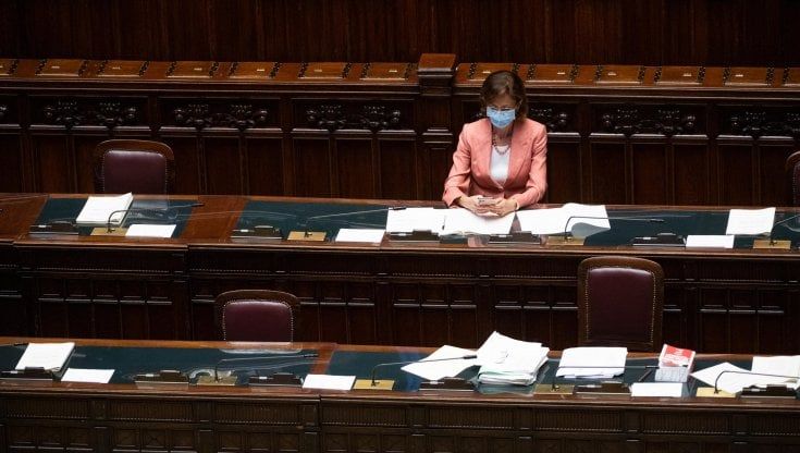 Giustizia, ok della Camera alla riforma del processo penale: 396 sì. Bonafede (5S): "Votiamo un testo che non è quello che volevamo"