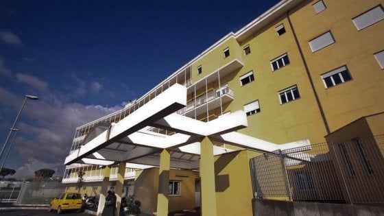 Covid Hospital di Boscotrecase, ora la Procura apre un fascicolo