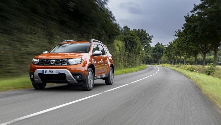 Nuova Duster, ecco cambia il Suv dei record. A cominciare dal listino: 12.950 euro