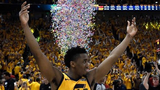 Basket, play off Nba: avanzano Toronto e Utah. Indiana trascina Cleveland a gara-7