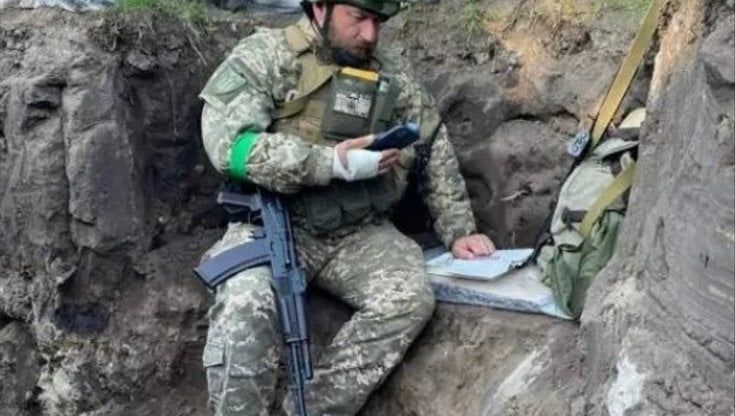 Donbass, il prof-soldato delle lezioni dalla trincea: "Agli studenti cito Garibaldi, senza istruzione si finisce come i russi"