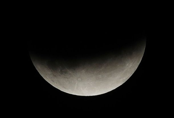 Lo spettacolo dell'eclissi lunare