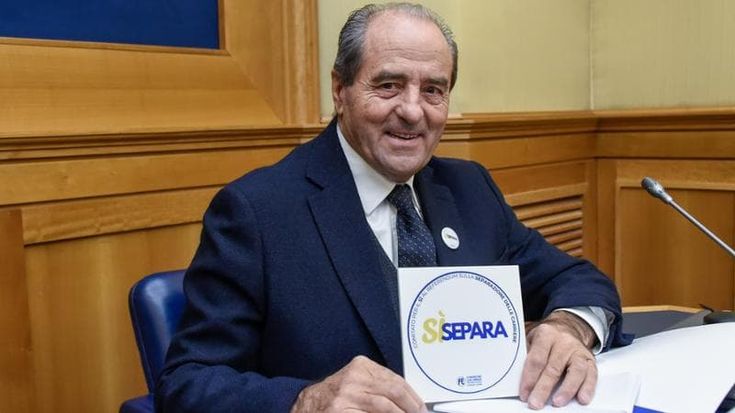 Referendum giustizia, Di Pietro sponsor per il Sì: “Ma dedicare la riforma a Berlusconi è sbagliato”