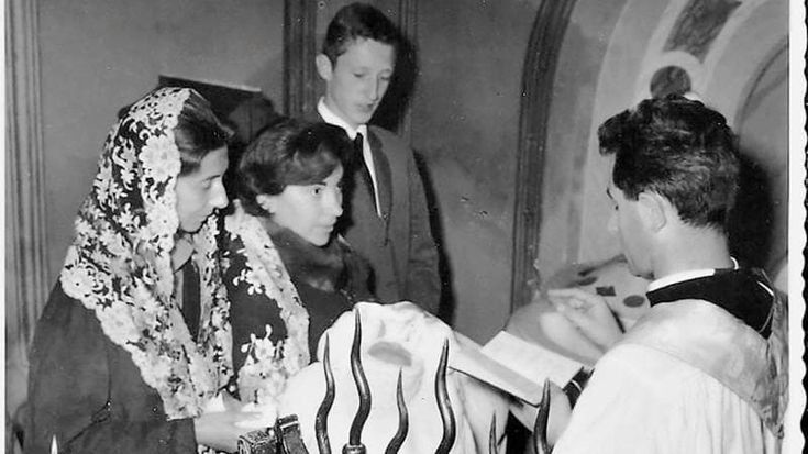 Aida e i suoi neonati venuti al mondo in un tempo perduto