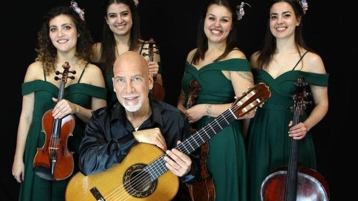 Lucio Battisti senza voce, i classici diventano musica per chitarra e orchestra