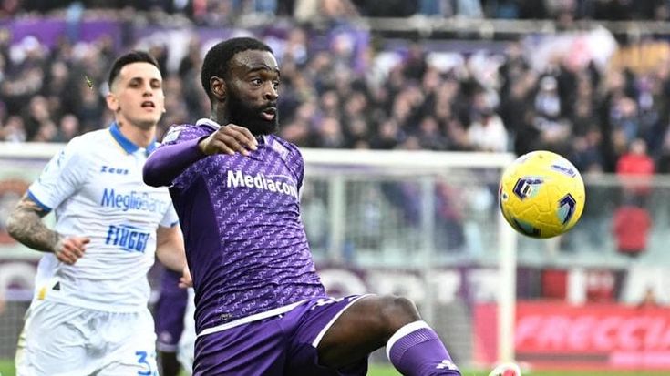 Da Nzola a Ikoné, tesoretto cercasi per il mercato viola