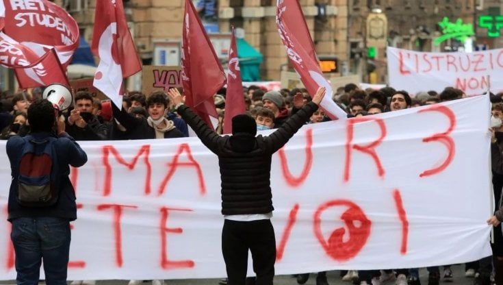 Gli studenti: "Apartitici ma non apolitici. Il potere ce l'abbiamo: bisogna crederci"