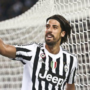 Juventus-Napoli, Allegri gioca la carta Khedira. Sarri non cambia, fiducia ai titolarissimi 