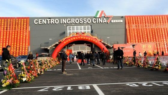 Agrate, 400 negozi su 35mila metri quadrati: apre il centro commerciale cinese più grande d'Europa