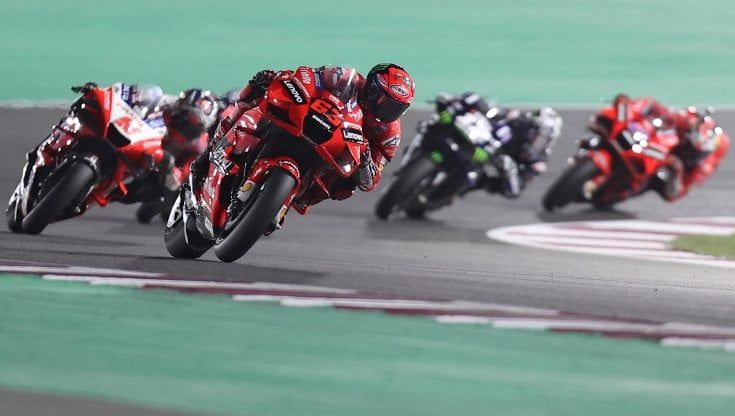 MotoGp, troppa gente alla partenza: il Qatar schiera la polizia speciale dei Mondiali di calcio