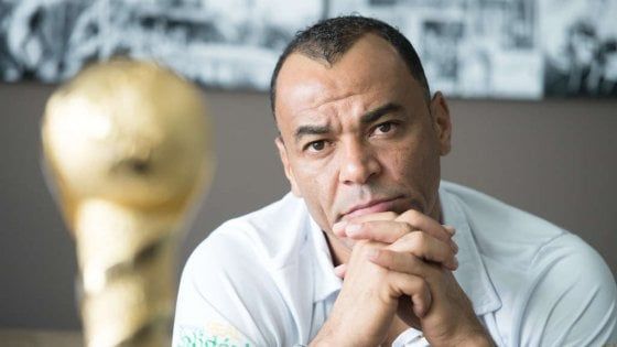 Dramma Cafu, il figlio di 30 anni muore d'infarto mentre gioca a calcio