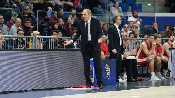 Eurolega, missione difficile per l'Olimpia: in casa dell'Efes senza Brooks e Moraschini