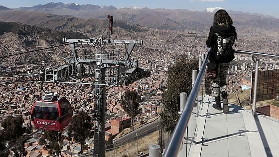 La Paz. Ecco la prima metropolitana dei cieli