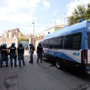 Palermo, in totale 125 positivi nella "cittadella dei poveri" di Biagio Conte. Mini rivolta in mattinata: "Fateci uscire"
