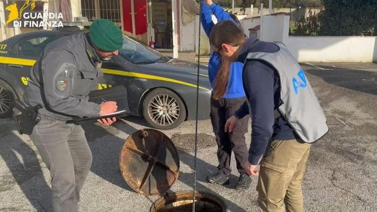 Gasolio con lo zolfo, blitz nei distributori: sequestrati 10mila litri di carburante