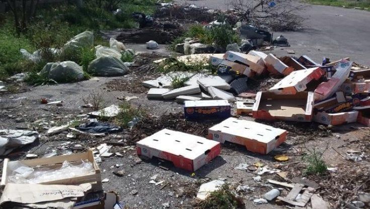 Acqua dei Corsari, chiamata a raccolta per riappropriarsi della discarica: "Ne facciamo un parco giochi"