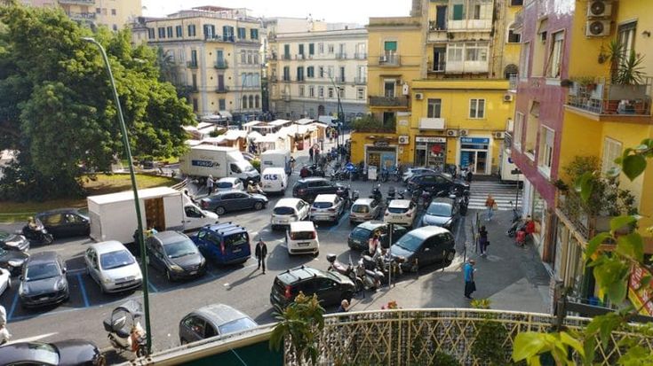 Pedonalizzazione di Piazza degli artisti, per la Commissione trasparenza è tutto da rivedere
