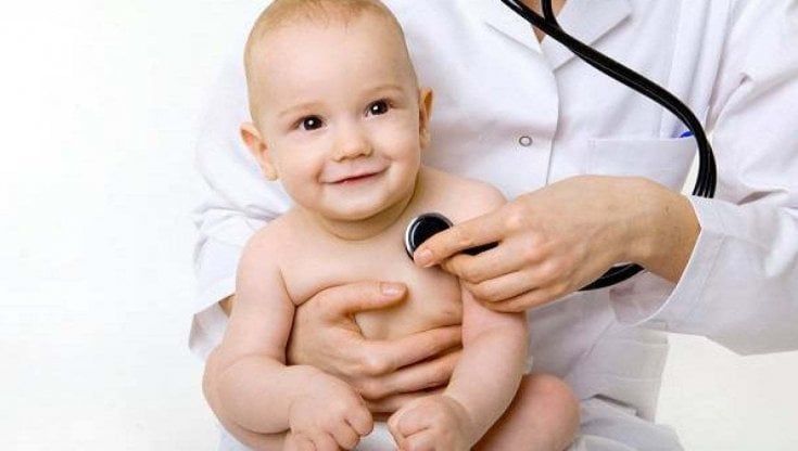 A Roma stanno finendo i pediatri: medici anziani, stanchi e senza turnover