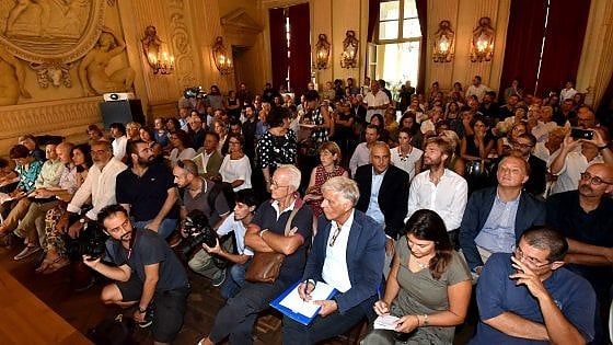 "Guerra del libro" con Milano, 130 editori si schierano con Torino: nasce l'Associazione amici del Salone