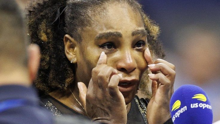  Serena Williams ko agli Us Open nell'ultimo match della carriera: errori e lacrime. Il primo 'grazie' è per papà Richard 