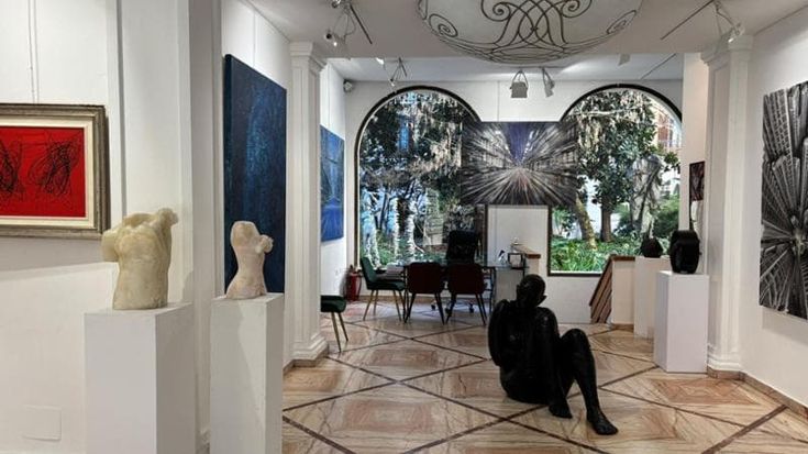 Capodanno, brindisi nelle gallerie per la festa di Brera