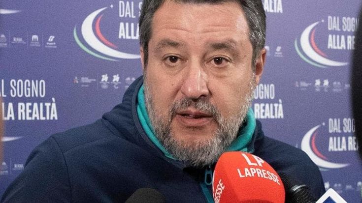 Salvini: “Kiev in Ue non mi pare attuale. Gas dalla Russia? Se ne parli a conflitto finito”