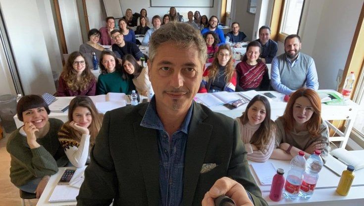 Lombardia in zona rossa, il sessuologo Marco Rossi: "Le coppie in crisi crolleranno, quelle felici lo saranno di più"
